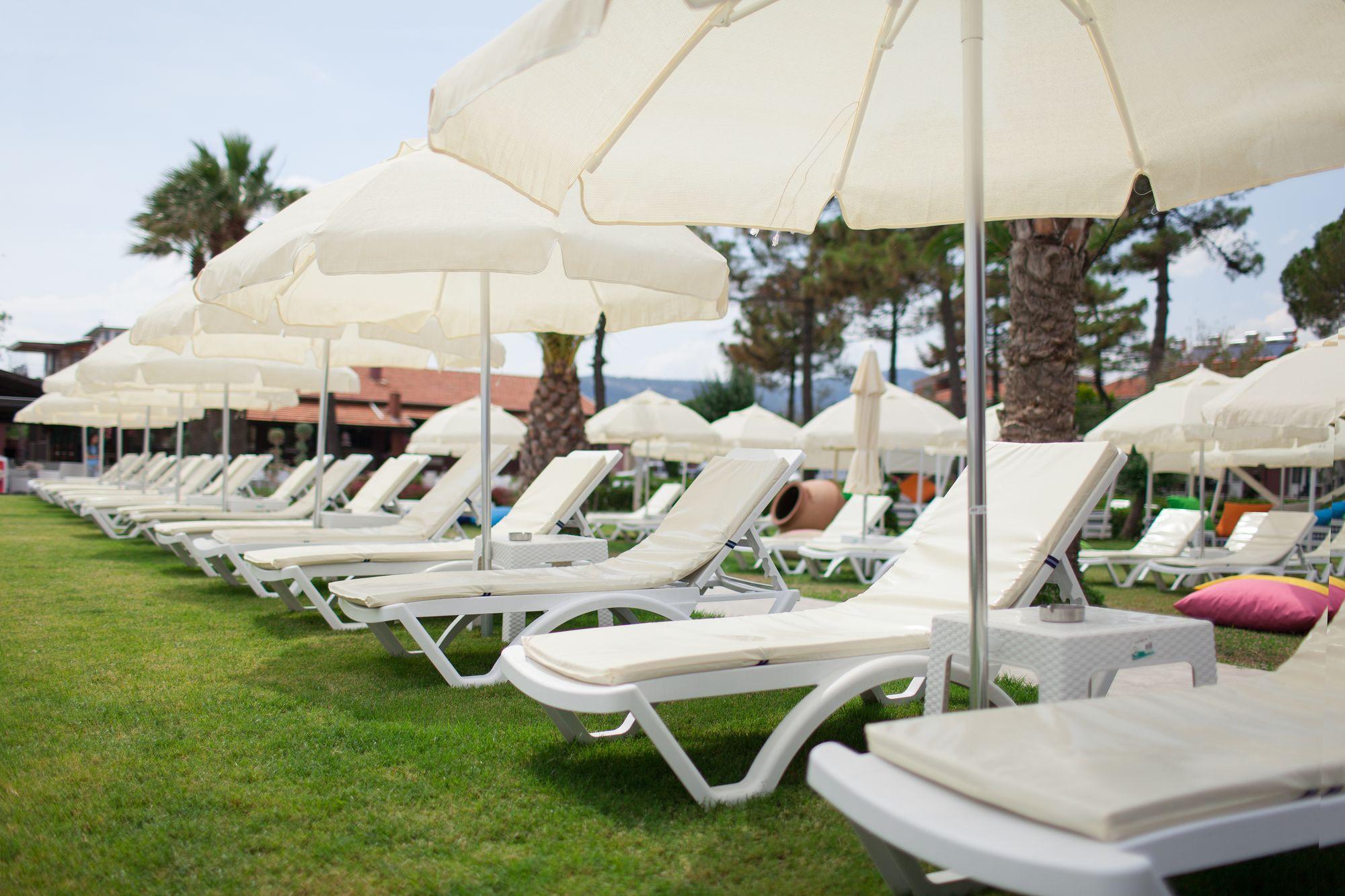 Palm Beach Otel Küçükkuyu Extérieur photo